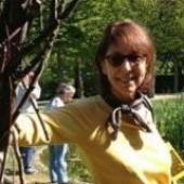 Kinky oma is op zoek